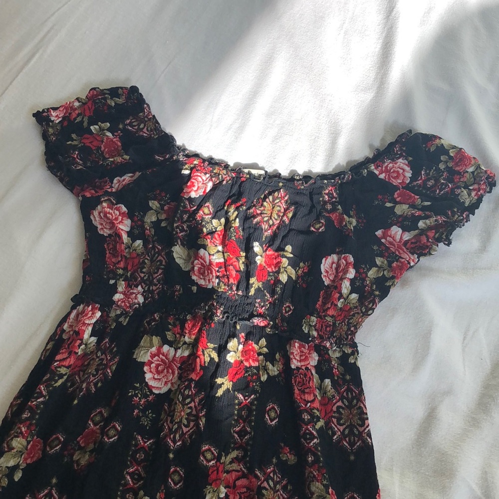 On or off shoulder dress